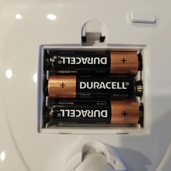 KEDSUM light up magnified suction cup mount makeup mirror - Picture 10 of 10